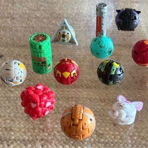 Bakugan Colorful Transforming Toy Set